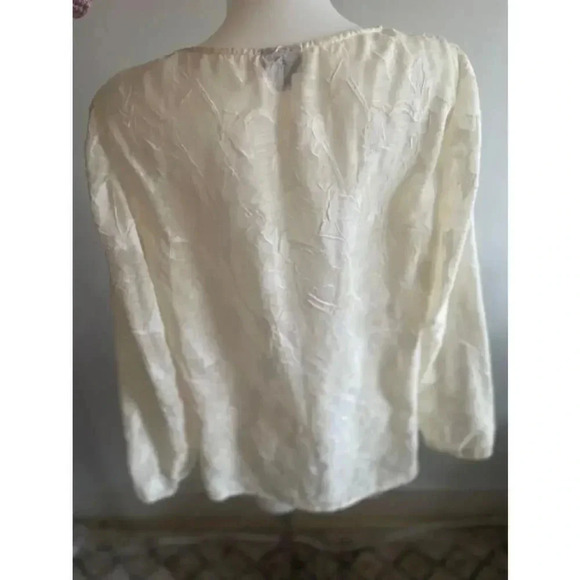 Women's J. Jill Ivory Embroidered Blouse Size M‎ EUC Like New - Picture 5 of 8